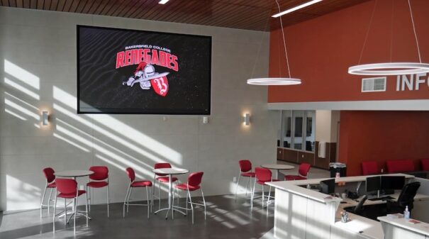 MaxHub Bakersfield College