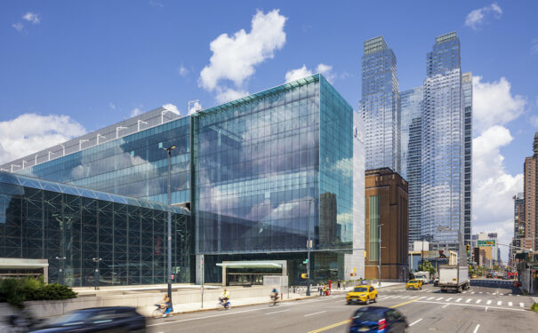 Albert Vecerka Esto y Centro Jacob K Javits