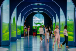 Moment Factory hotel Grand Magic