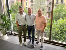 Earpro EES compra Video Digital