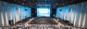 Clear-Com und Q-SYS integrieren Gegensprechanlage und Audio in die Mehrzweckinstallation von Harpa
