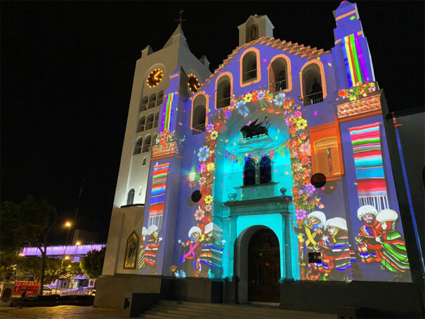 Christie en catedral de Tuxtla
