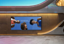 MaxHub Ultra Wide 5K