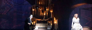 Fluge porta luci e suoni nel musical "Il fantasma dell'opera"