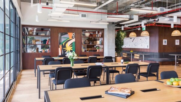 WeWork 沉浸式至日