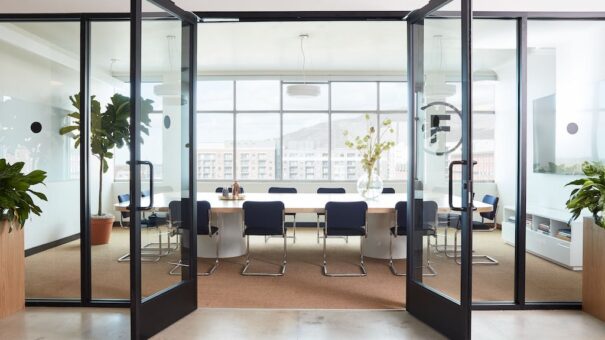 WeWork 沉浸式至日