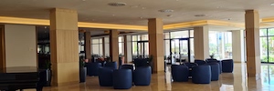 イヤープロ&EESとMultisonがカディスのHipotels Barrosa Palaceホテルを改装