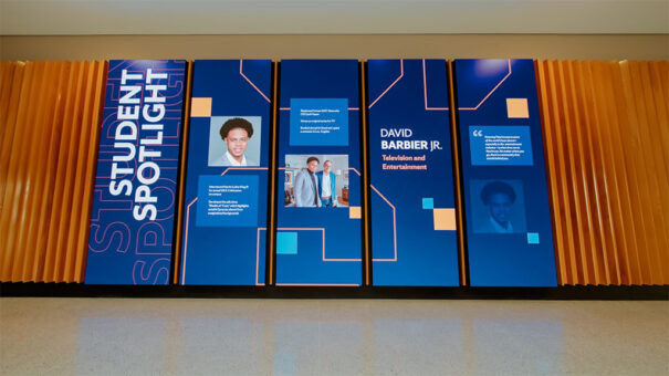 Samsung The Wall en Universidad Siracusa