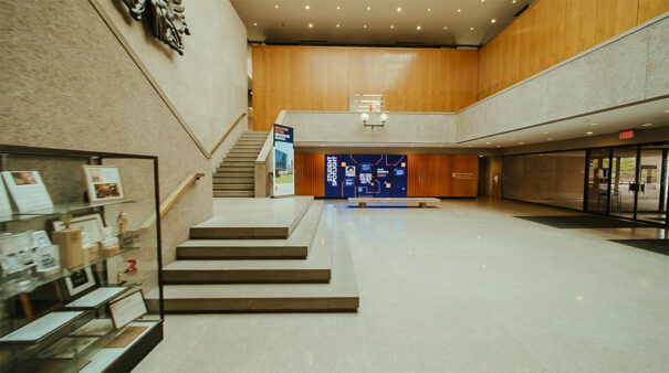 Samsung The Wall en Universidad Siracusa