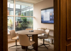 Lightware Tateside Halkin