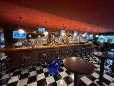 Snap One en Bar Bill Tavern