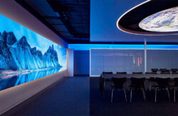 Daktronics et Flogistix