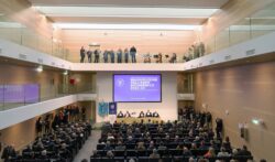 Universidad Udine Extron