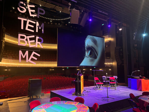 AV Stumpfl en teatro Flint