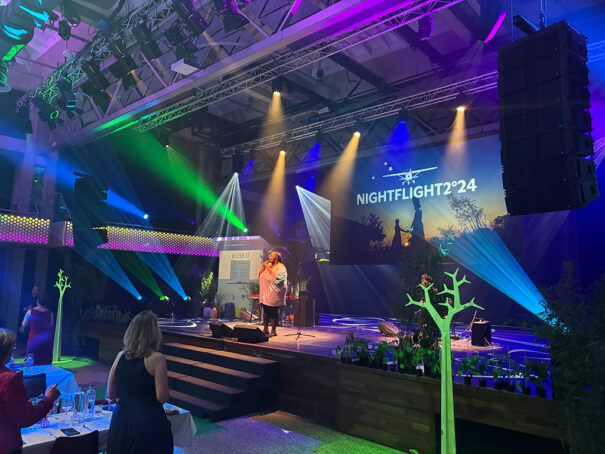 AV Stumpfl en teatro Flint