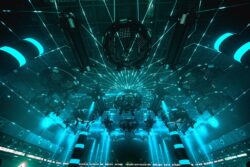 KV2 en club DND China