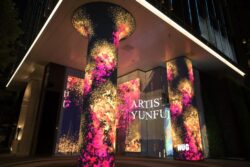 Tiger Party en Taipei Lumitree