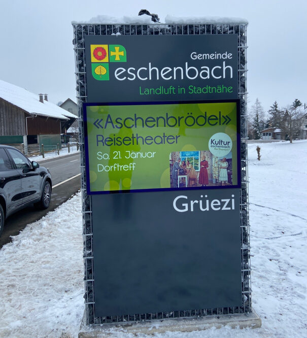 KundenMarketing y Peerless-AV en Eschenbach