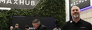 "Одной из замечательных новинок MaxHub на выставке ISE стала интерактивная линейка V7", Альваро Остин