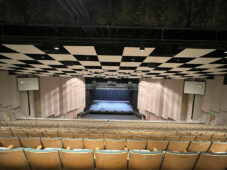 JBL King en Center Back of House Shot