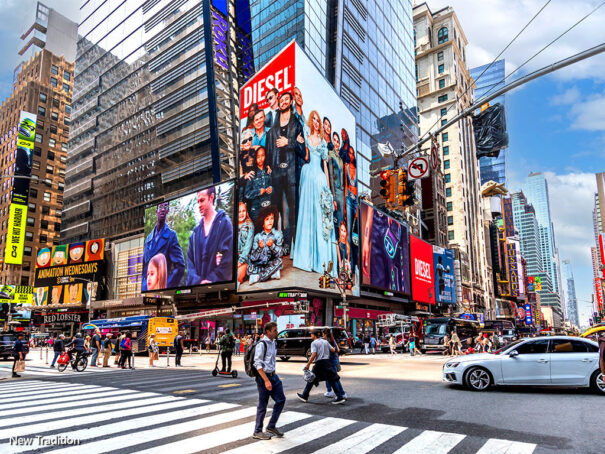 SNA Displays 5-Times Square