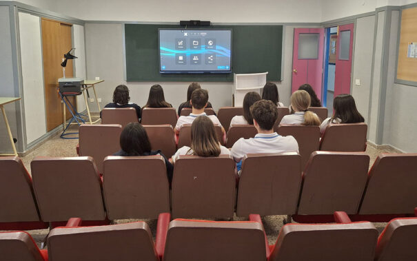 Charmex Solitium en colegios Alicante