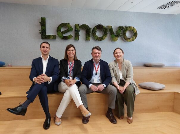Lenovo Iberia equipo