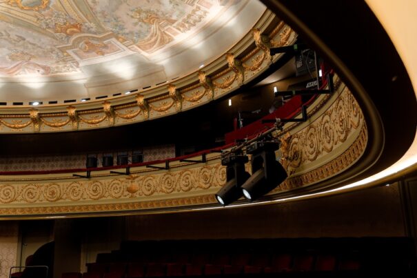 Teatro Royal du Parc Elation