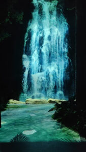 Christie en museo paleontologico Chaoyang