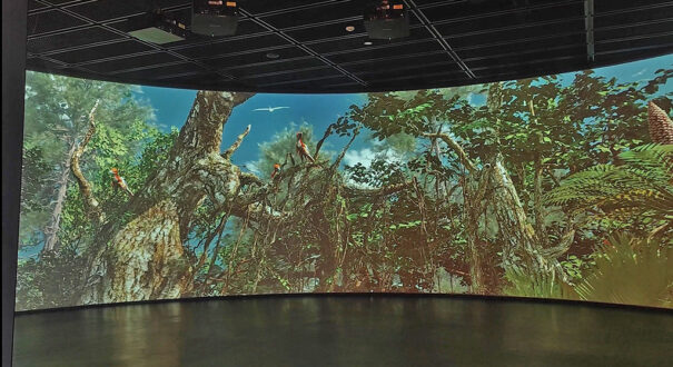 Christie en museo paleontologico Chaoyang