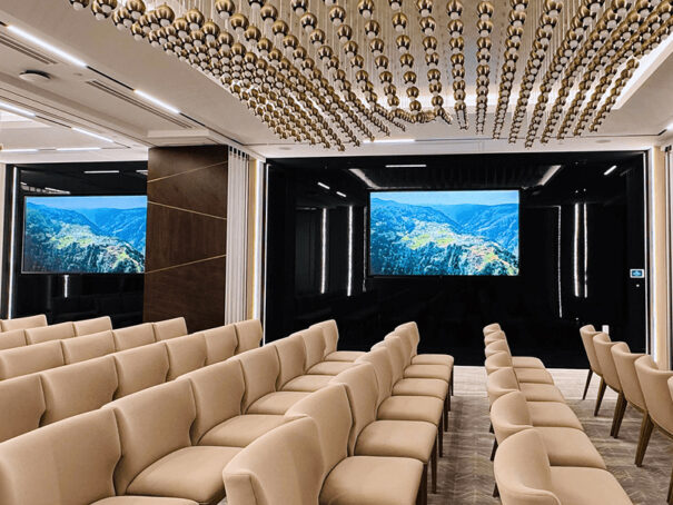 Crestron en hotel DVIN