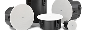 JBL Professional completa su línea de altavoces de techo Control 400