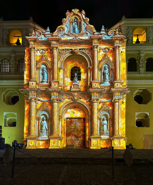 Christie Festival Luz Antigua Guatemala