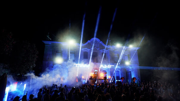 Christie en Picadeiro Open Sounds y Yard Festival