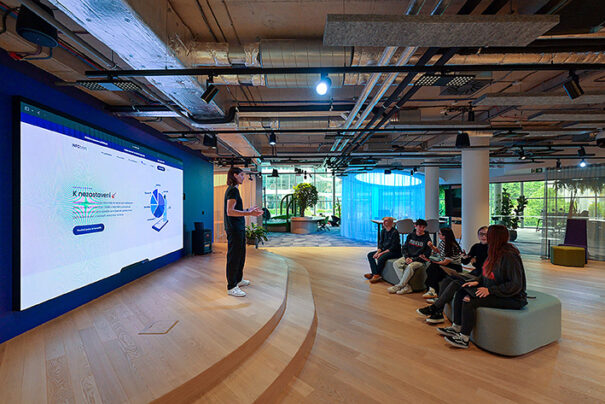 Leyard en NFCtron Praga