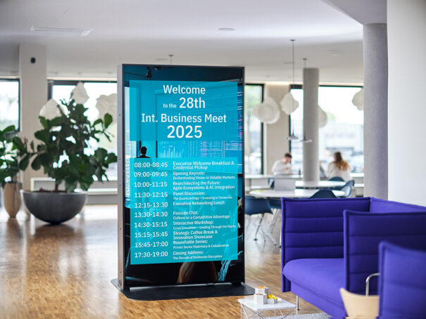 Sony Celexon y connectSignage quiosco premium