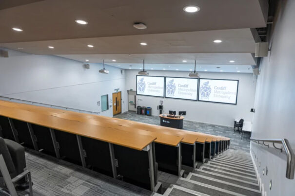 Magnetron Sennheser Universidad Metropolitana de Cardiff