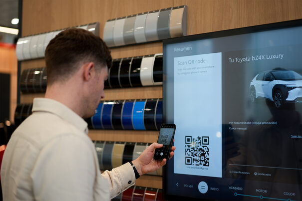 Samsung digital signage concesionarios Toyota