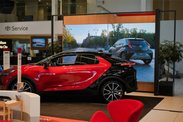 Samsung digital signage concesionarios Toyota