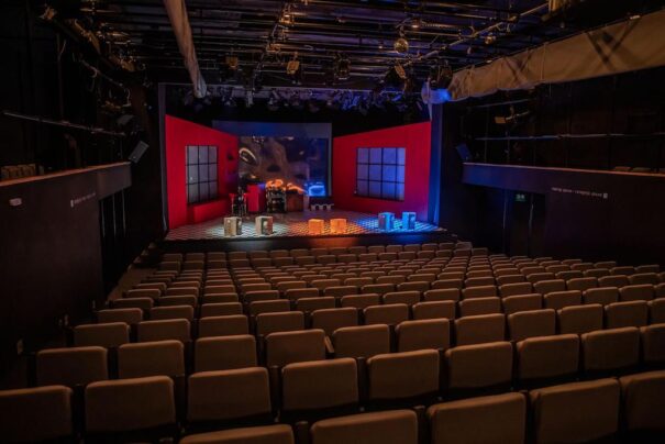 Teatro Zvezdara Robe Louise Stickland