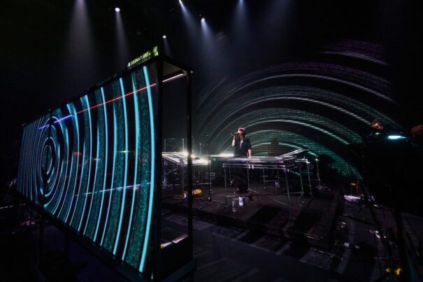 Tenka Taihei LG Signature OLED T