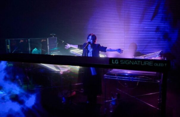 Tenka Taihei LG Signature OLED T