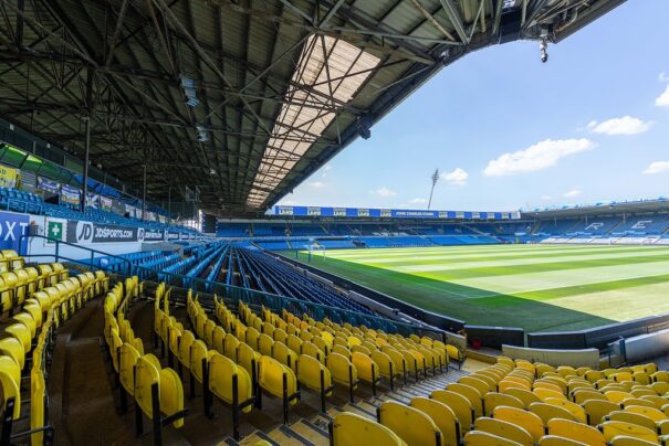 Martin Audio TORUS resuelve los desafíos estructurales y acústicos de Elland Road