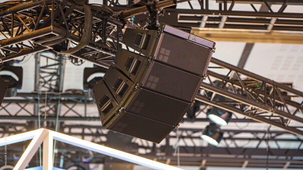 Carrousel Rooms 中的 db 音频