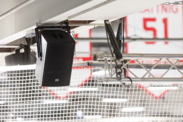 EC レッドブル Kv2 オーディオ