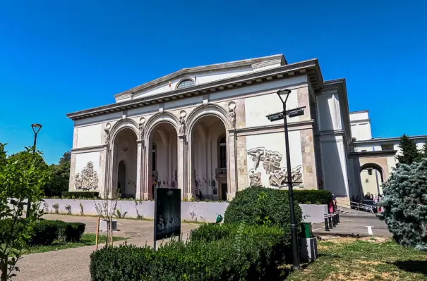 Robe Opera Nacional Bucarest