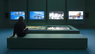 Listening All Night To The Rain Escuchando Toda La Noche La Lluvia John Akomfrah Museo Nacional Thyssen Bornemisza 2025 (写真: Tba21 - Maru Serrano)