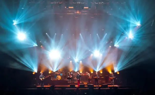 Follow Me 3d Counting Crows 3