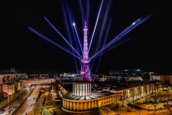 Iluminación con Robe de la Torre de la Radio en Berlín