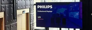 El Auditorio de Rozet aúna luz natural y contenido audiovisual con la serie LED de Philips